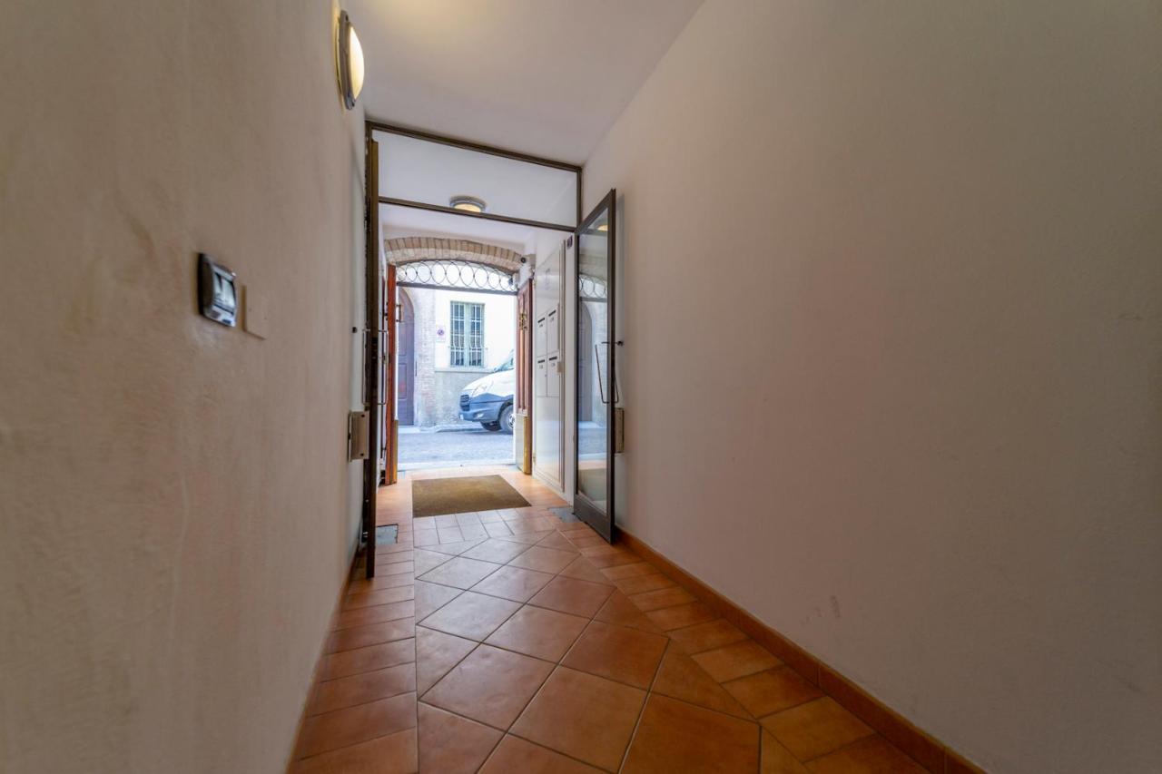 Parrot House - Casa In Centro A Parma Exterior foto